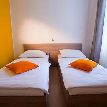 B&B Hotel Maribor Uni Hostel Exterior photo
