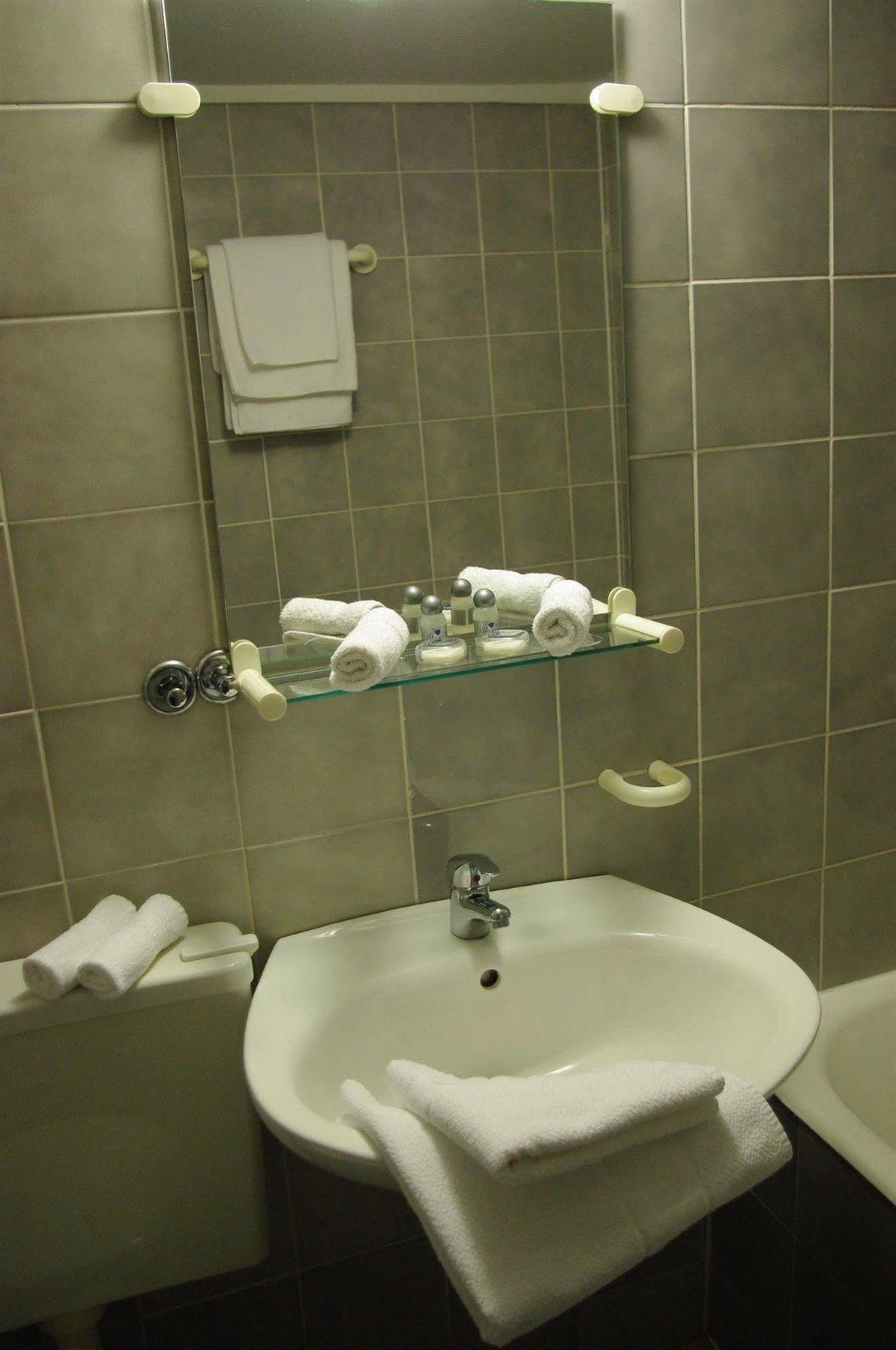 Uni Hostel
